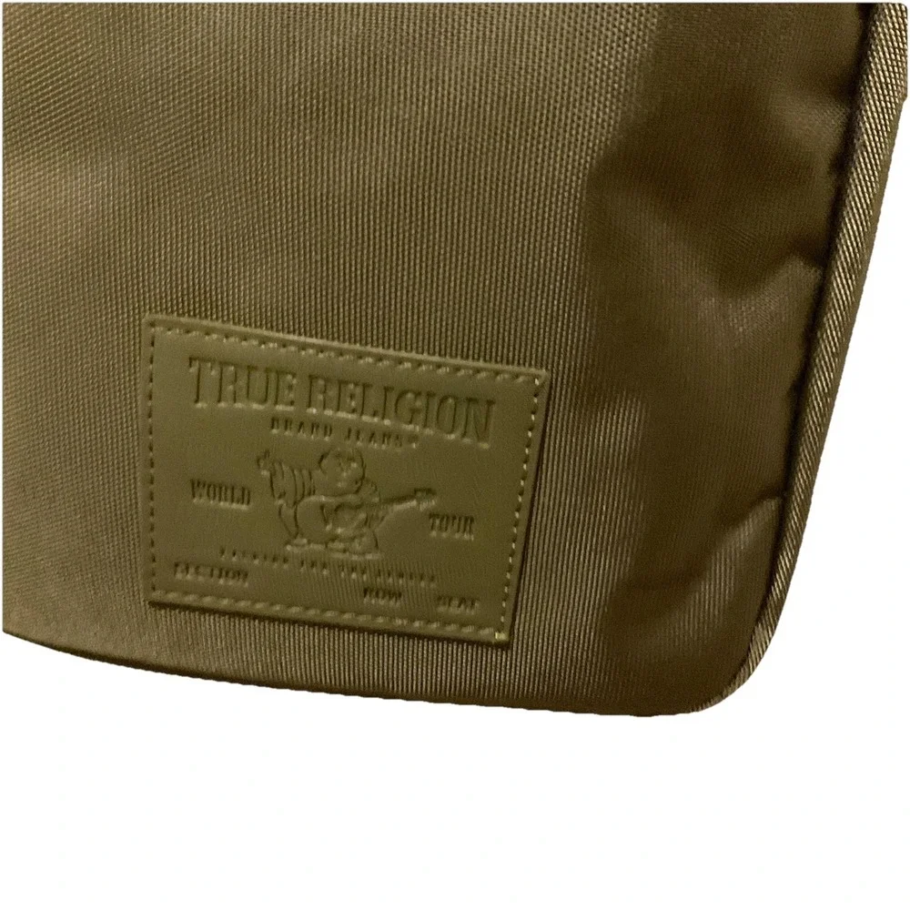 True Religion Yeta Unisex Adult Crossbody Bag, Medium - Green‎
